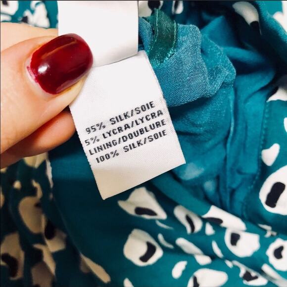 DvF Diane Turquoise Green Polka Dot Printed Silk Double Deep VNeck Layer Tank 4 - Picture 8 of 9